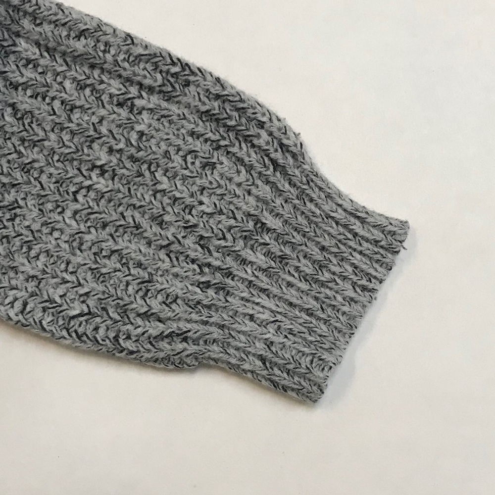 ❄️  Cozy Chunky Knit Sweater ❄️ - Picture 5 of 7